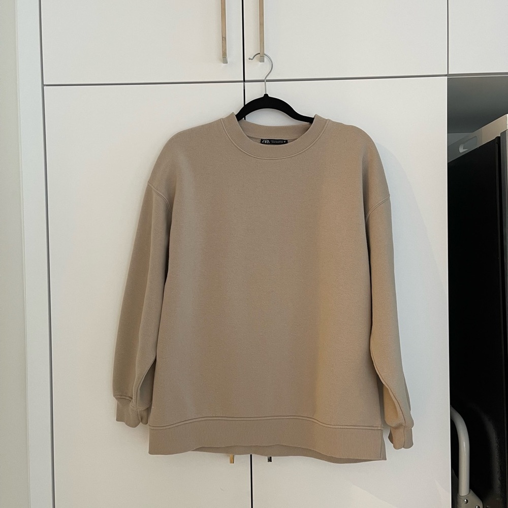 Zara Crewneck